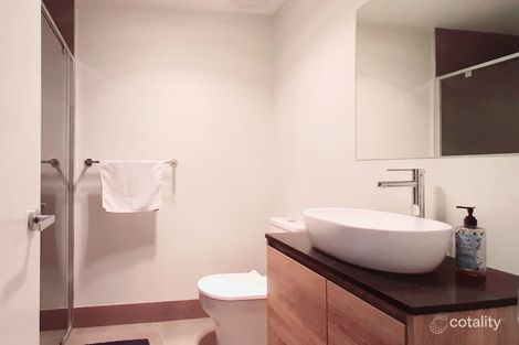 114/2 Woodberry Ave, Coombs, ACT 2611