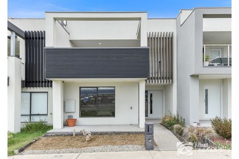 Property photo of 5 Daphne Walk Clyde VIC 3978