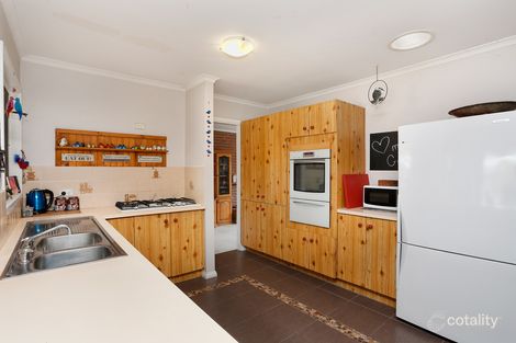 Property photo of 36 Danaher Avenue Wallan VIC 3756