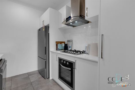 Property photo of 5D Bent Street Cannington WA 6107