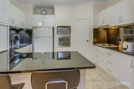 16 Santina Pl, Queens Park, WA 6107