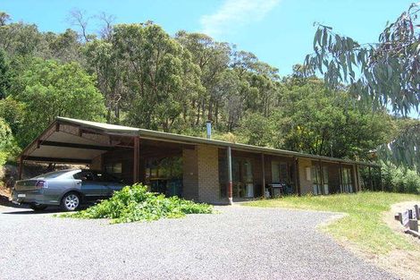 7 Barberry Ct, Bright, VIC 3741