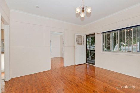 Property photo of 96 Manburgh Terrace Darra QLD 4076