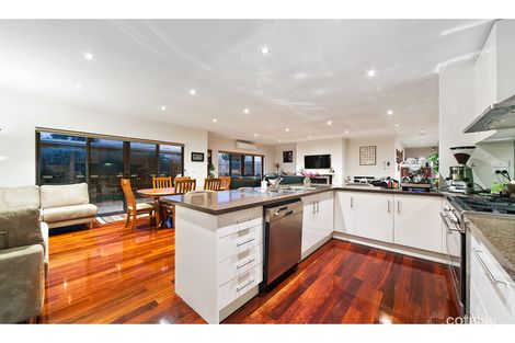 3a Moorhead Ave, Mornington, VIC 3931