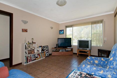 Property photo of 5 Hennessy Place Mandurah WA 6210