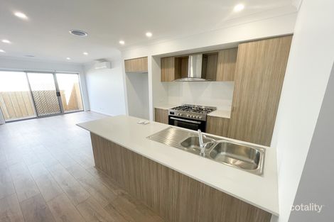 Property photo of 33 Sumac Street Brookfield VIC 3338