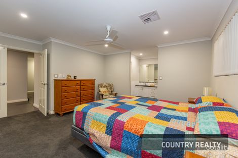 Property photo of 8 Oakover Place Northam WA 6401