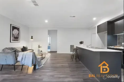 Property photo of 13 Vecot Street Tarneit VIC 3029