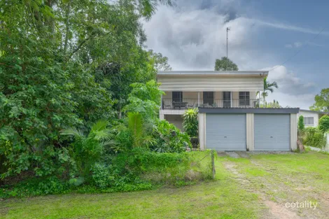 10 Acacia St, Holloways Beach, QLD 4878