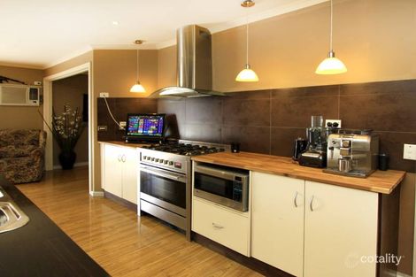 Property photo of 12 Berberis Place Hoppers Crossing VIC 3029