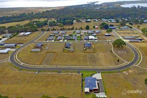 Property photo of 1 Aquabella Drive Eagle Point VIC 3878