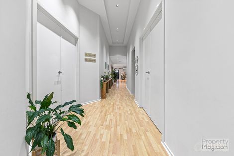 Property photo of 6 Lavender Avenue Pakenham VIC 3810