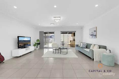 Property photo of 11 Twilight Drive Mickleham VIC 3064