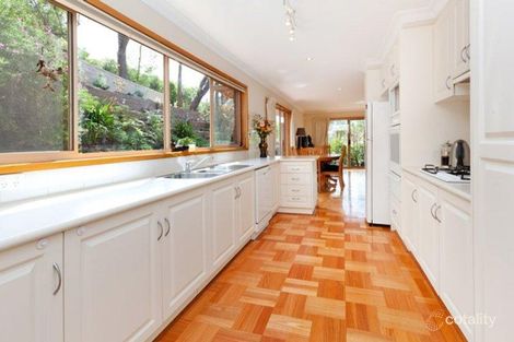 Property photo of 77 Eumeralla Grove Mount Eliza VIC 3930