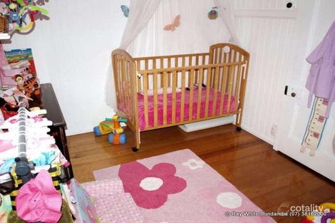 Property photo of 10 Braeside Road Bundamba QLD 4304