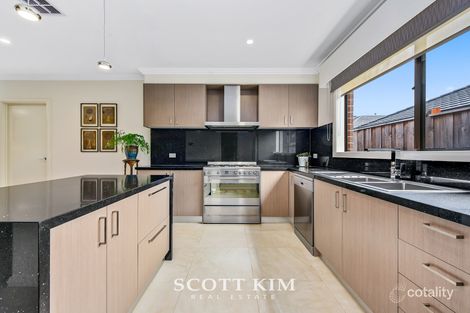 Property photo of 4 Carmine Circuit Burnside VIC 3023