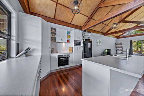 Property photo of 7 Daydream Court Cannonvale QLD 4802