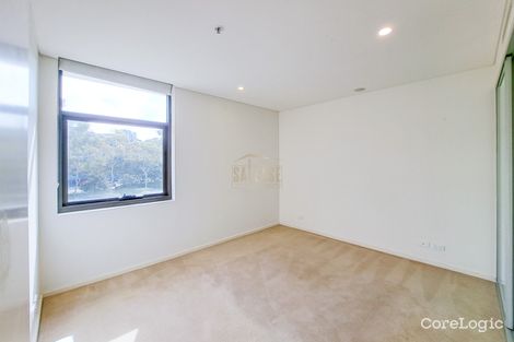 Property photo of 222/1 Hutchinson Walk Zetland NSW 2017