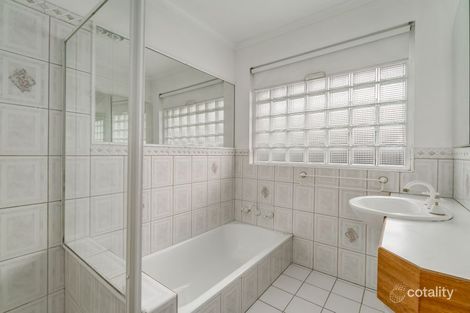 Property photo of 18 Marriott Parade Glen Waverley VIC 3150