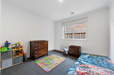Property photo of 1 Lyptus Place Brookfield VIC 3338