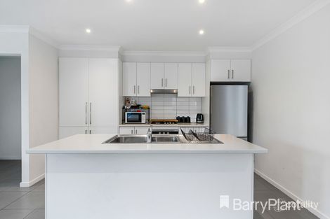 Property photo of 1 Lyptus Place Brookfield VIC 3338