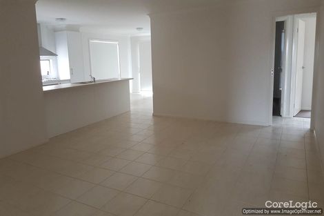 Property photo of 19 Toolern Waters Drive Weir Views VIC 3338