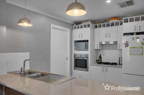 Property photo of 48 Balleroo Crescent Glenfield Park NSW 2650