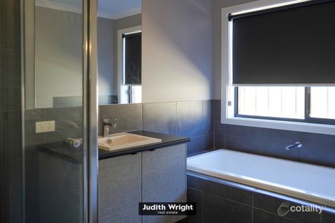 Property photo of 5 Eve Road Warragul VIC 3820