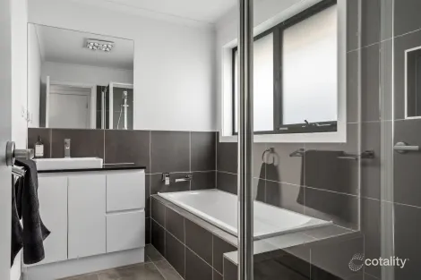 Property photo of 4 Enterprize Drive Youngtown TAS 7249