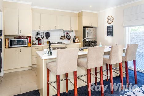 Property photo of 91 Sovereign Manors Crescent Rowville VIC 3178