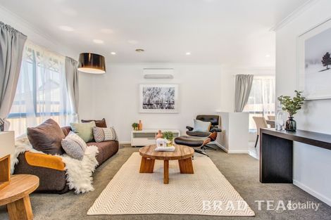 Property photo of 17 Streeton Court Sunbury VIC 3429