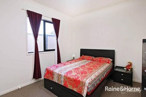 Property photo of 55 Manny Paul Circuit Burnside Heights VIC 3023