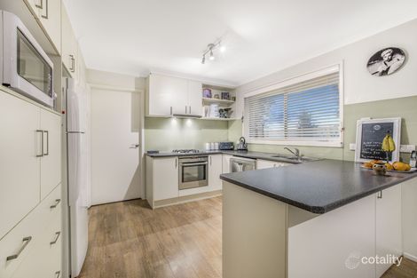 Property photo of 3 Raneen Place Berwick VIC 3806