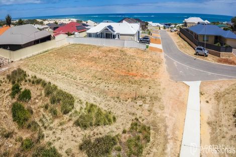 Property photo of 35 Jackson Loop Wandina WA 6530