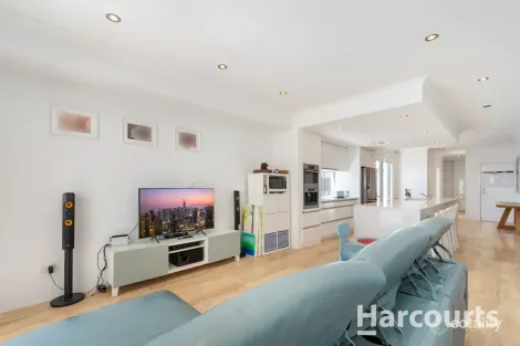 Property photo of 24 Marlinspike Boulevard Jindalee WA 6036