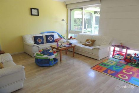 Property photo of 43 Dunbarton Drive Wantirna VIC 3152
