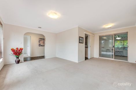 Property photo of 13 Earling Close Wyndham Vale VIC 3024
