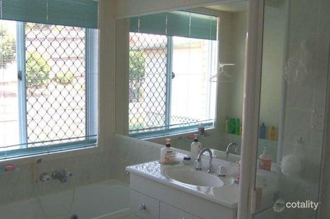 Property photo of 10 Lexington Place Wishart QLD 4122