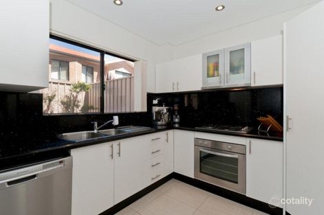 Property photo of 4/31 New Orleans Crescent Maroubra NSW 2035