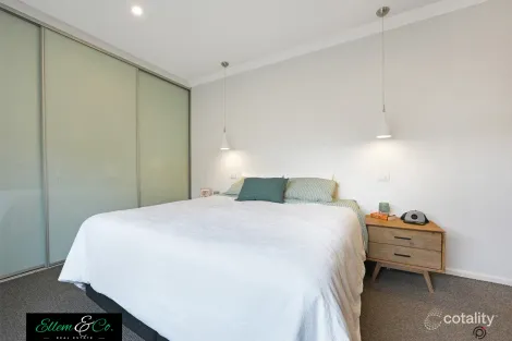 Property photo of 52 Ocean Street Windang NSW 2528