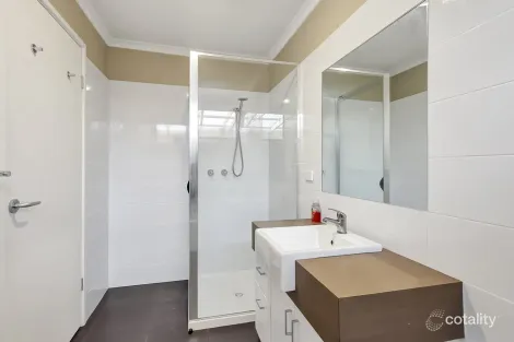 Property photo of 18 Donaldson Drive Warrnambool VIC 3280