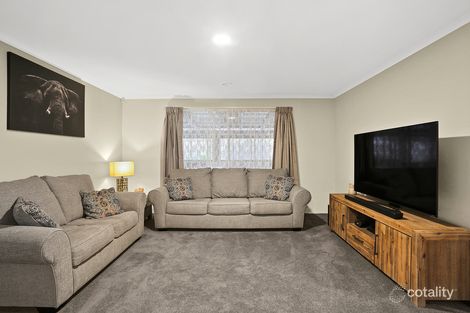 Property photo of 5 President Road Narre Warren South VIC 3805