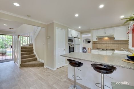 Property photo of 8 Majura Place Jerrabomberra NSW 2619