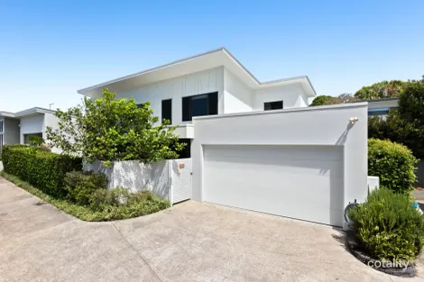 Property photo of 1/52A Gloucester Road Buderim QLD 4556