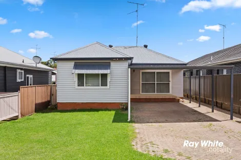 Property photo of 32 George Street Riverstone NSW 2765