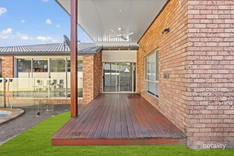 Property photo of 22 Heidelberg Circuit Robina QLD 4226