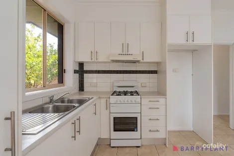 Property photo of 36 Cheddar Road Reservoir VIC 3073