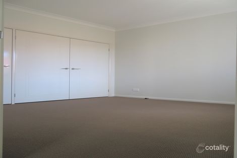 Property photo of 2/60 Bow Avenue Parklea NSW 2768