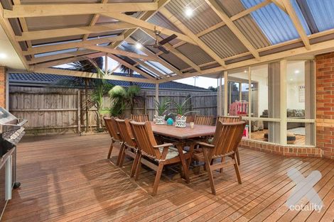 Property photo of 3 Hartsmere Drive Berwick VIC 3806
