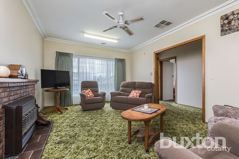 Property photo of 272 Wilsons Road St Albans Park VIC 3219